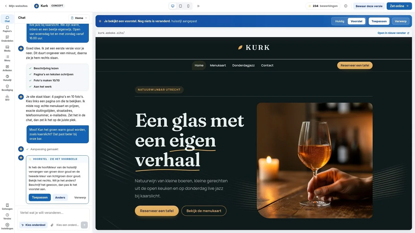 Ein Vorschlag im Chat, die Markenfarben auf Gold umzustellen. Rechts sehen Sie den Vorschlag schon in der Website, links die Schaltfläche zum Übernehmen.